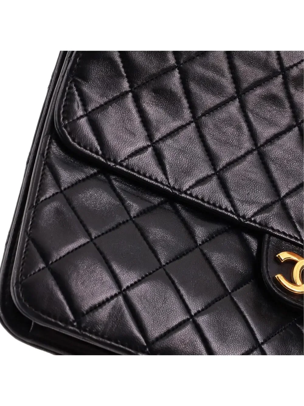 Chanel Vintage Clutch With Chain #299236C34B